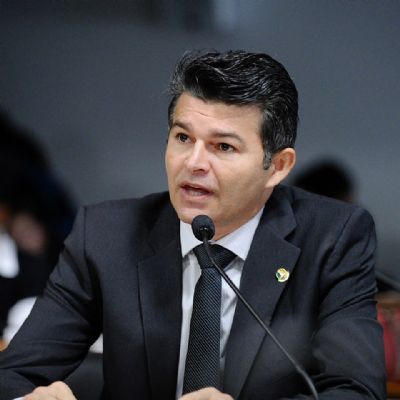 Jos� Medeiros tenta criar CPI para investigar o processo de demarca��o de Mar�iwats�d�