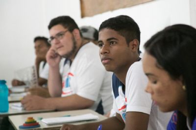 Matr�cula de novos alunos em escolas integrais do Estado come�a nesta quinta-feira