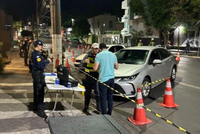 ​Opera��o prende 7 motoristas e aplica 48 multas na madrugada em Cuiab�