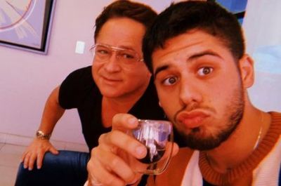 Doen�a que afeta filho de Leonardo � incur�vel e causa dores intensas