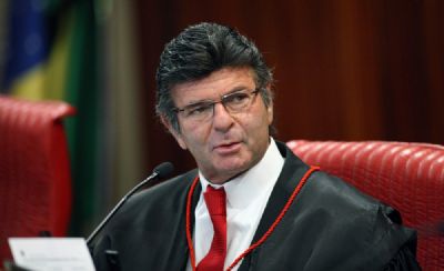 Luiz Fux assume nesta ter�a presid�ncia do Tribunal Superior Eleitoral