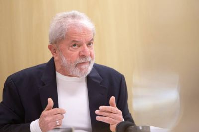 Defesa de Lula diz que den�ncia repete as mesmas acusa��es de outras a��es penais