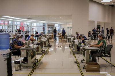 Governo e Senai fazem parceria para produ��o de 5 milh�es de m�scaras