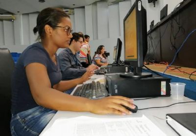Matr�culas web para novos alunos come�am nesta ter�a-feira (03)