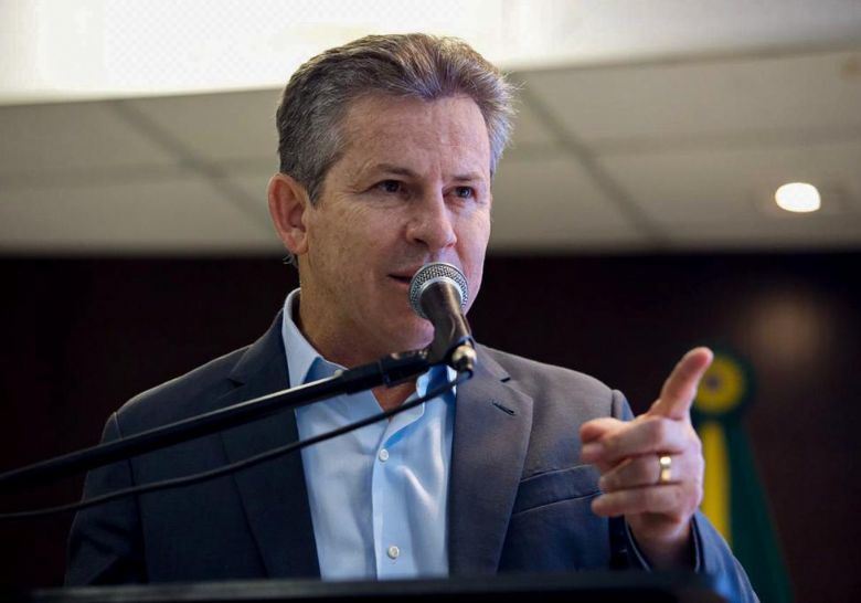 Mauro Mendes sanciona or�amento de quase R$ 31 bilh�es para 2023