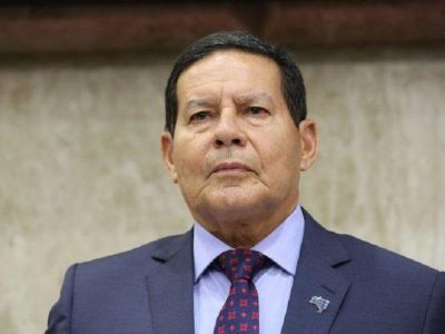 �Tem muita espuma nesse chope�, diz Mour�o sobre decis�o de Fachin