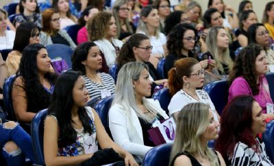Relat�rio Anual Socioecon�mico da Mulher deve ser produzido a partir de 2019