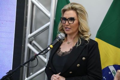TSE mant�m multa contra M�rcia Pinheiro