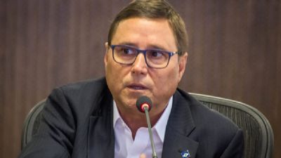 Mauro Carvalho diz que PEC � inconstitucional e que Governo