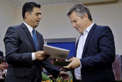 Magistrado rejeita processo que acionava Mauro Mendes e Emanuel Pinheiro por improbidade
