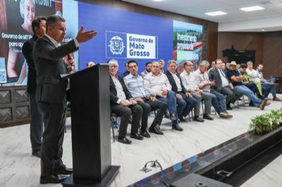 Mauro Mendes avalia retirar incentivos fiscais de empresas que boicotam agroneg�cio