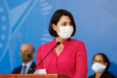 ​Av� de Michelle Bolsonaro morre por complica��es da Covid-19