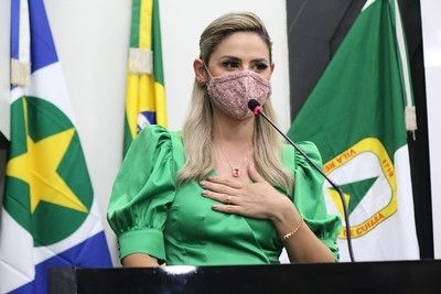 ​Michelly deve apresentar cerca de 200 indica��es j� na primeira sess�o legislativa, em fevereiro