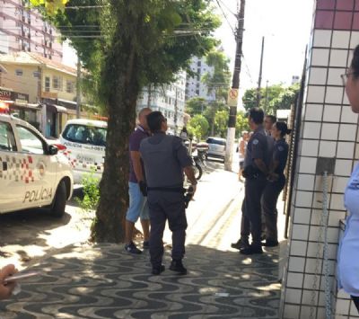Mulher cai de janela ao tentar fugir de quarentena para visitar a m�e