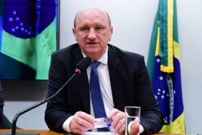 ​Neri Geller nega ter pedido demiss�o ap�s problemas em leil�o de arroz