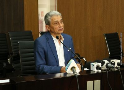 Neurilan Fraga nega desist�ncia na disputa pela AMM