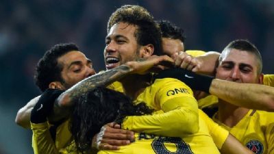 Ronaldo defende transfer�ncia de Neymar ao Real Madrid: 'Precisa do melhor'