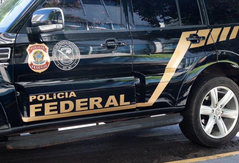 PF sequestra R$ 900 mil e prende envolvidos em extra��o de ouro