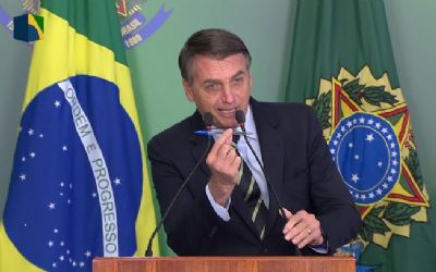 Governadores de 13 estados e do DF divulgam carta aberta contra decreto de armas de Bolsonaro