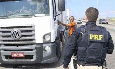 Governo se re�ne e refor�a suporte a PRF nas rodovias