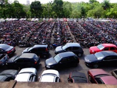 Mais de 700 ve�culos est�o dispon�veis em leil�o do Detran
