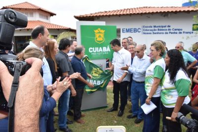 Prefeito Emanuel entrega EMEBC Nossa Senhora da Penha de Fran�a e anuncia amplia��o