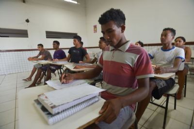 Pela primeira vez, negros s�o maioria no ensino superior p�blico