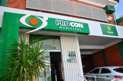 Procon realiza apreens�o de produtos vencidos em supermercado ap�s den�ncias