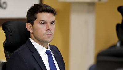 Alisson Alencar toma posse como Procurador-geral do MPC