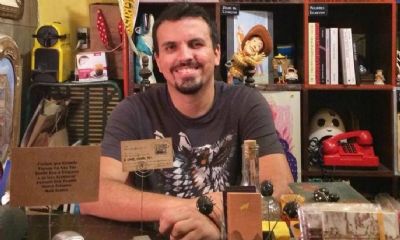 Professor de Cuiab� ganha pr�mio nacional de literatura
