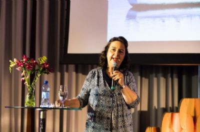 Palestra sobre Gandhi e sua filosofia da paz ser� realizada no Teatro Zulmira Canavarros