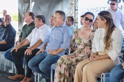 ​Governador lan�a projeto do Lago da Fam�lia em cidade de Mato Grosso: �Presente de Natal�