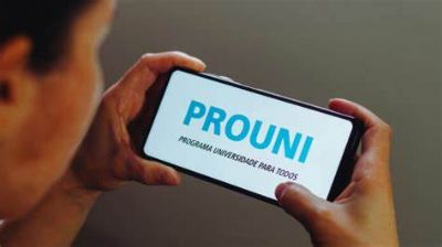 Pr�-aprovados na 1 � chamada do Prouni 2023 t�m at� esta quinta para comprovar informa��es