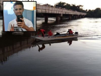 Bombeiros encontram corpo de jovem que pulou em rio de Itiquira
