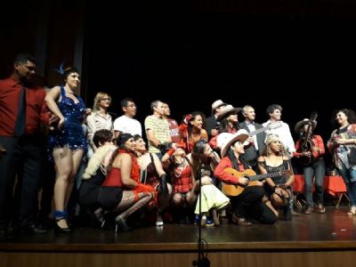 Reeducandos do CRC se encantam com pe�a teatral em Cuiab�