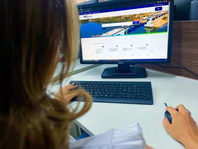 ​ Estudantes da rede estadual podem fazer rematr�cula pelo MT Cidad�o e portal de servi�os do Governo