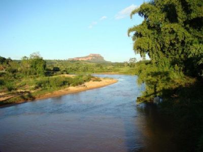 Pescador se enrosca em rede de pesca e � levado por correnteza