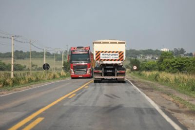 ​Governo e Nova Rota do Oeste anunciam in�cio das obras de duplica��o da Rodovia dos Imigrantes
