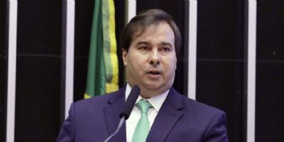 Maia avalia se C�mara analisar� em conjunto propostas de Moro e Moraes sobre combate ao crime