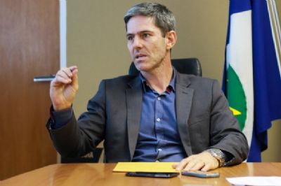 Acusado de obstru��o, ex-secret�rio vai usar tornozeleira