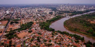 Rondon�polis acata decis�o e paralisa atividades comerciais por 7 dias a partir desta sexta (26)