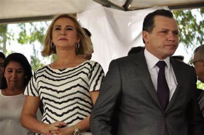 TCE determina que ex-primeira dama devolva milh�es aos cofres p�blicos