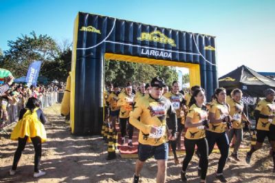 �Rotam Extreme� re�ne 1.500 atletas superando frio e obst�culos por causa social