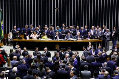 Reforma da Previd�ncia pode ser votada em 1� turno nesta ter�a-feira