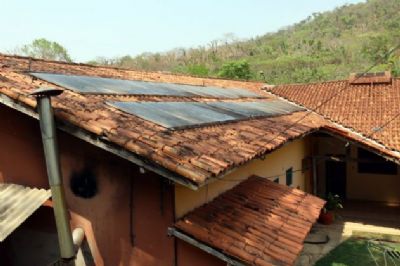 Pagar pelo que voc� mesmo produziu? Entenda o que est� por tr�s da �taxa��o do sol�
