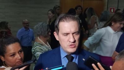 Criminosos tentaram armar emboscada para PM, diz secret�rio