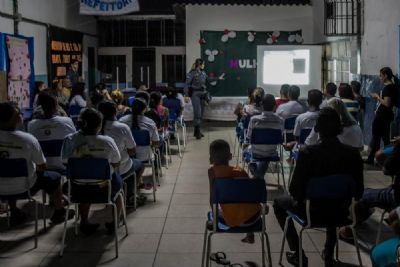 ​Parceria entre PM e Seduc leva �s escolas palestras sobre viol�ncia dom�stica