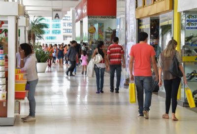 Outubro acumula segundo recuo consecutivo na Inten��o de Consumo das Fam�lias em Cuiab�