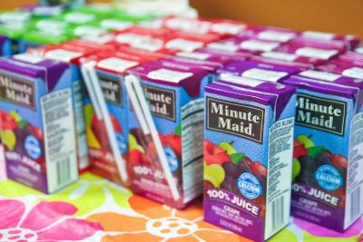 Americanos est�o evitando dar suco industrializado aos filhos, diz pesquisa
