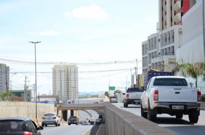 Trincheira Santa Rosa est� liberada meia pista durante o dia